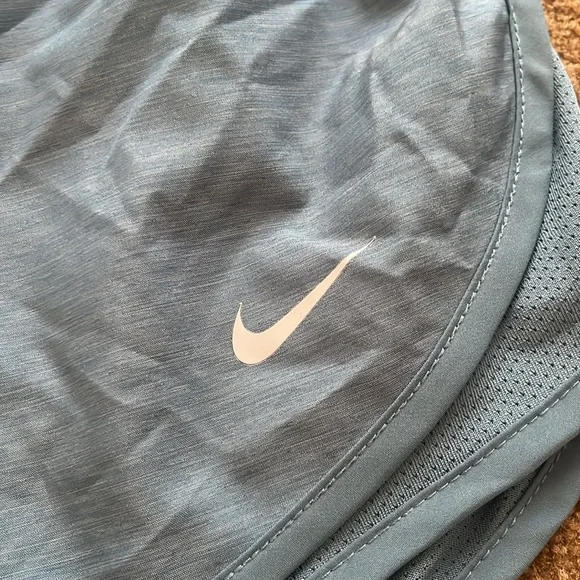 Nike Dri-Fit Extra Small Shorts - Picture 3 of 7